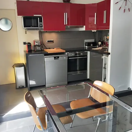 A 80 M De La Superbe De La Fossette, Maison Facon Loft * Ле-Лаванду