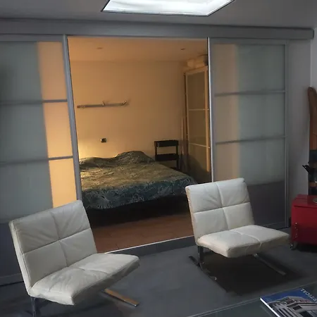 A 80 M De La Superbe De La Fossette, Maison Facon Loft Le Lavandou