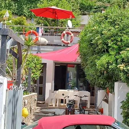 A 80 M De La Superbe De La Fossette, Maison Facon Loft *